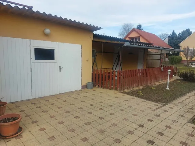 Eladó ház Kozármisleny 200 nm