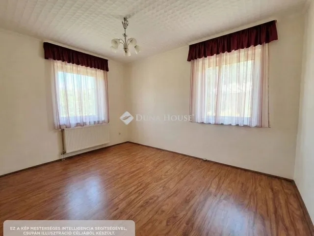 Eladó ház Kozármisleny 183 nm