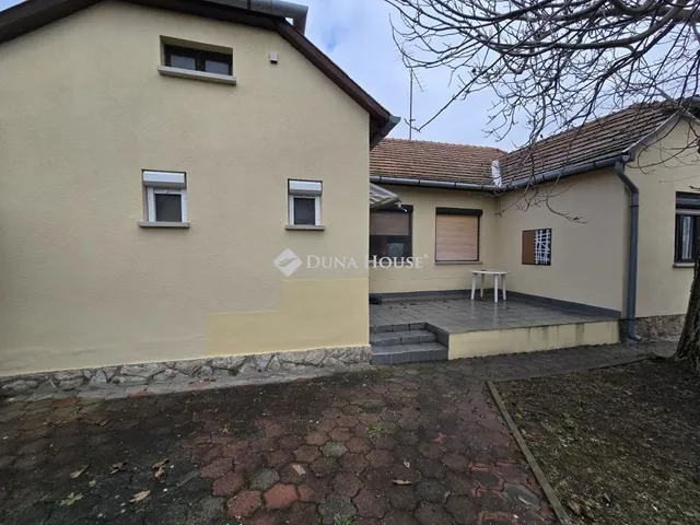 Eladó ház Pécs 104 nm