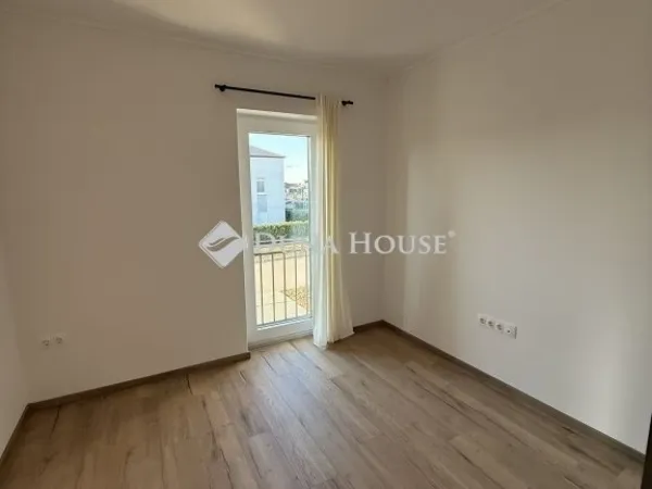 Eladó lakás Kozármisleny 44 nm