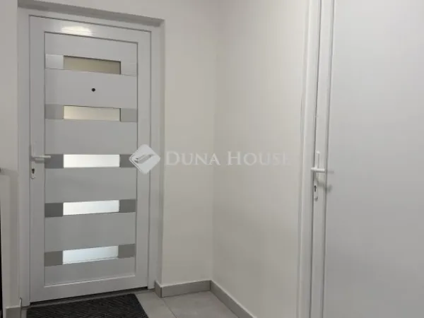 Eladó lakás Kozármisleny 44 nm