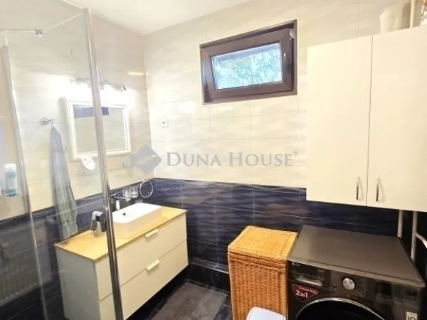 Eladó lakás Pécs, Belváros 71 nm