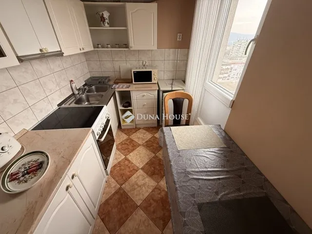 Eladó lakás Pécs, Kertváros 52 nm