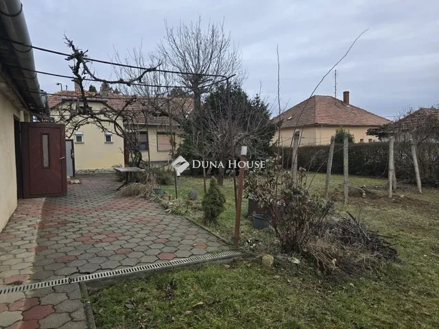 Eladó ház Pécs, Rigóder 104 nm