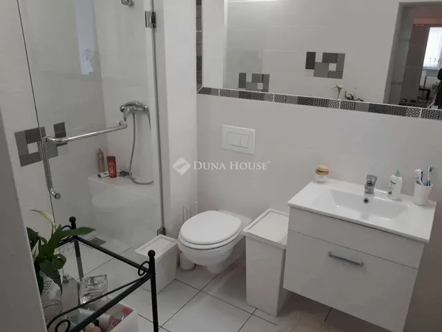 Eladó ház Pécs, Egyetemváros 90 nm