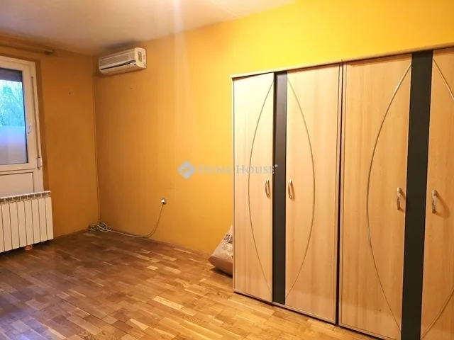 Eladó lakás Pécs, Kertváros 63 nm