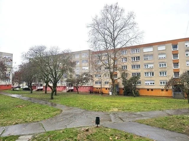 Eladó lakás Pécs, Kertváros 63 nm