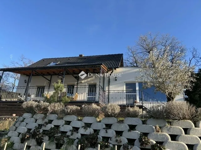 Eladó ház Pécs, Makár 100 nm