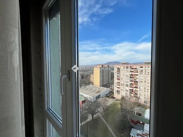 Eladó lakás Pécs, Kertváros 63 nm