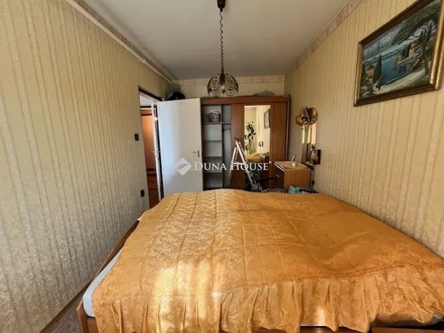 Eladó lakás Pécs, Kertváros 63 nm
