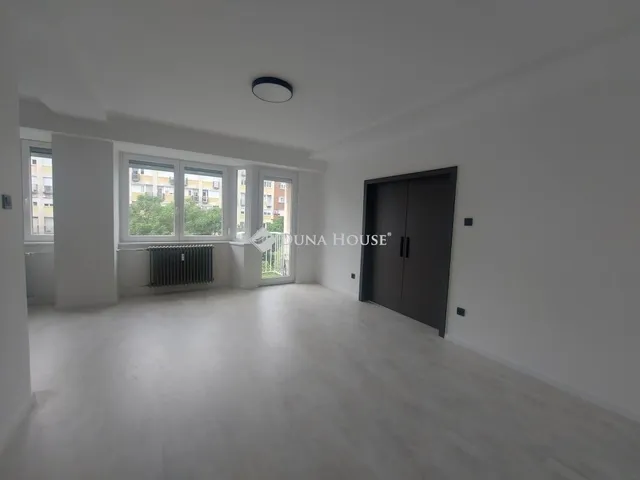 Eladó lakás Pécs, Uránváros 62 nm