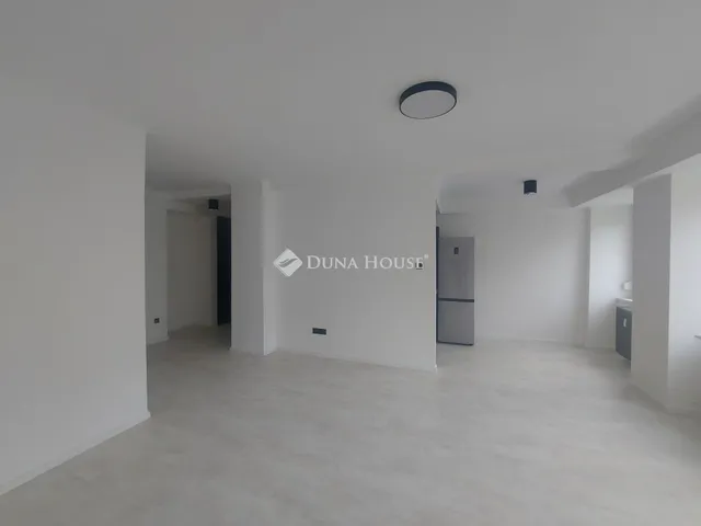 Eladó lakás Pécs, Uránváros 62 nm