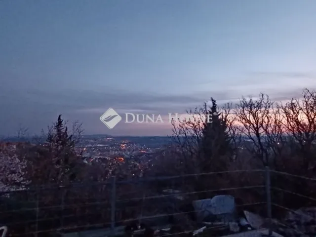 Eladó ház Pécs, Szkókó 48 nm