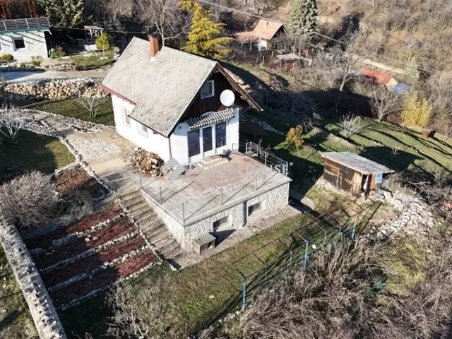 Eladó ház Pécs, Szkókó 48 nm