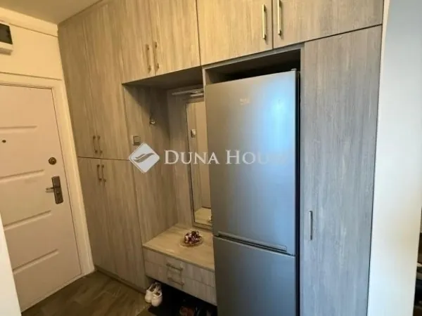 Eladó lakás Pécs, Kertváros 67 nm