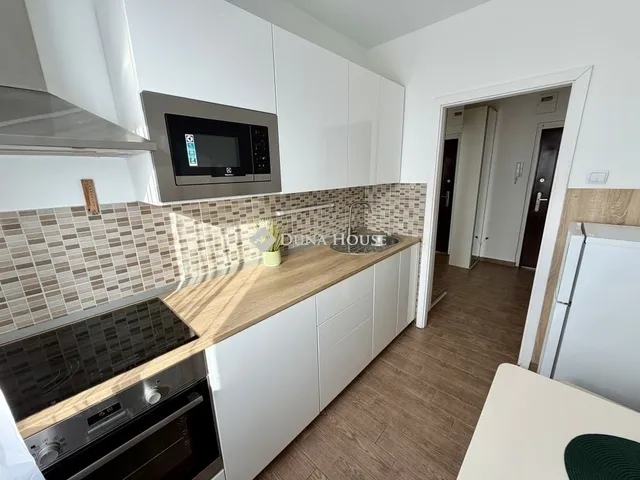 Eladó lakás Pécs, Kertváros 39 nm