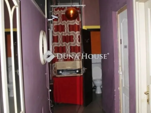 Eladó kereskedelmi és ipari ingatlan Pécs, Belváros 290 nm