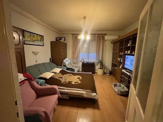 Eladó lakás Pécs, Ledina 28 nm