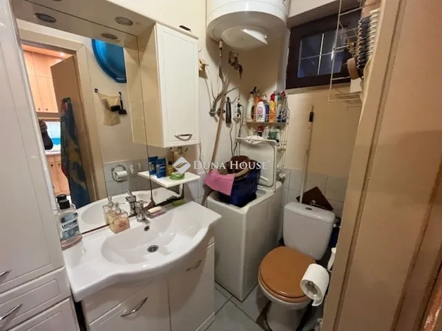 Eladó lakás Pécs, Ledina 28 nm