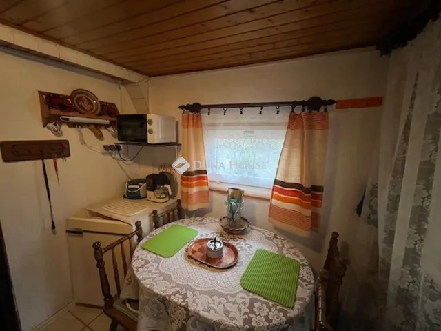 Eladó üdülő és hétvégi ház Pécsvárad 30 nm