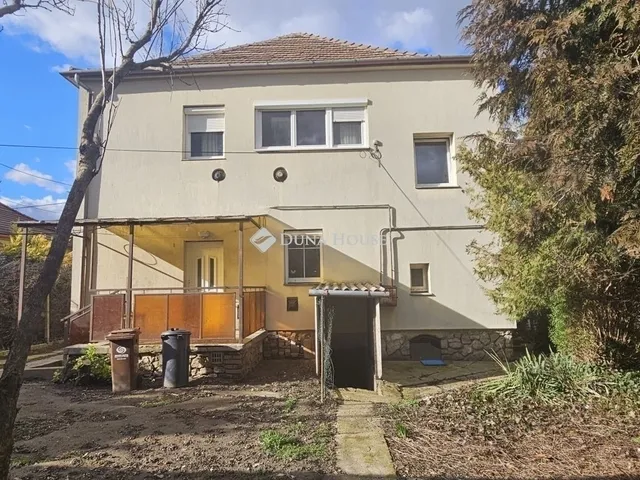 Eladó ház Pécs, Kertváros 180 nm