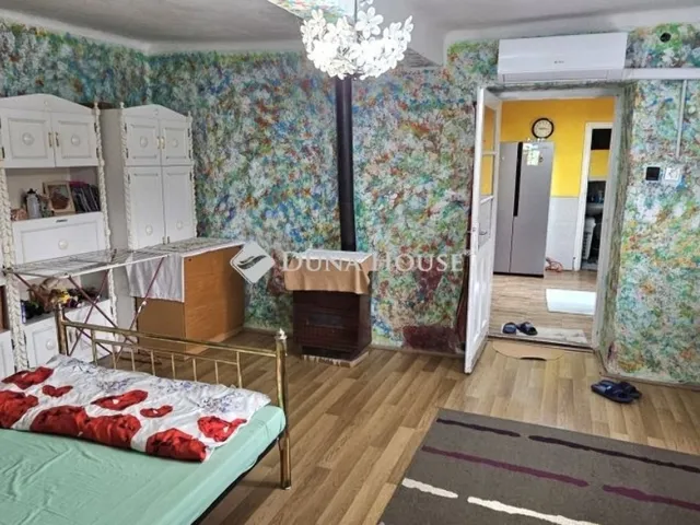 Eladó ház Geresdlak 90 nm