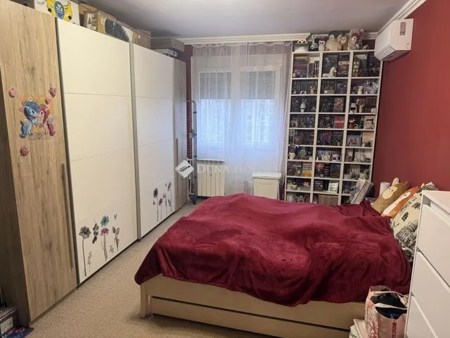 Eladó lakás Pécs, Kertváros 74 nm