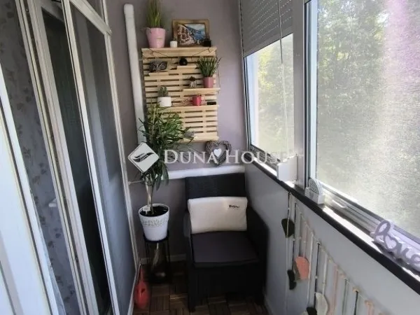 Eladó lakás Pécs, Kertváros 74 nm