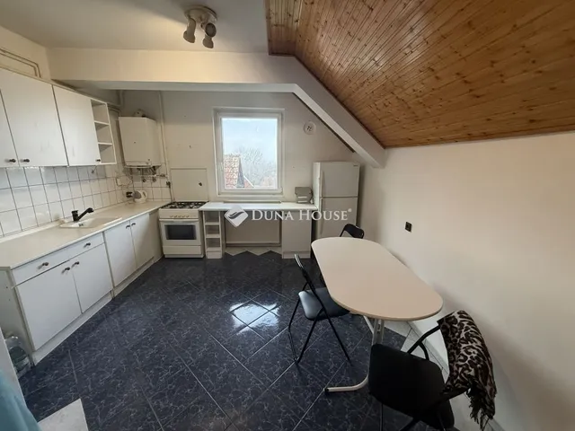 Eladó lakás Pécs, Kertváros 55 nm