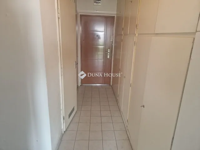 Eladó lakás Pécs, Egyetemváros 70 nm