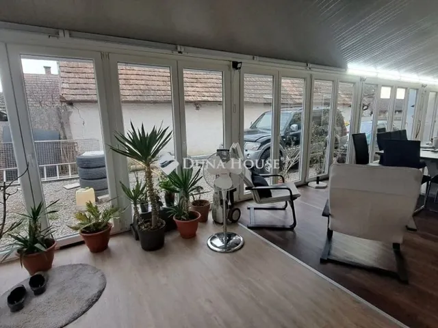 Eladó ház Nagytótfalu 110 nm