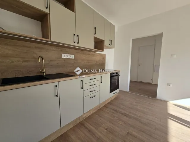 Eladó lakás Pécs, Kertváros 39 nm