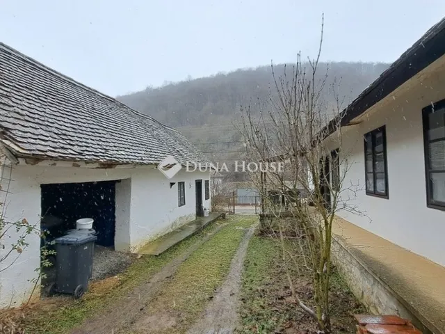 Eladó ház Óbánya 75 nm