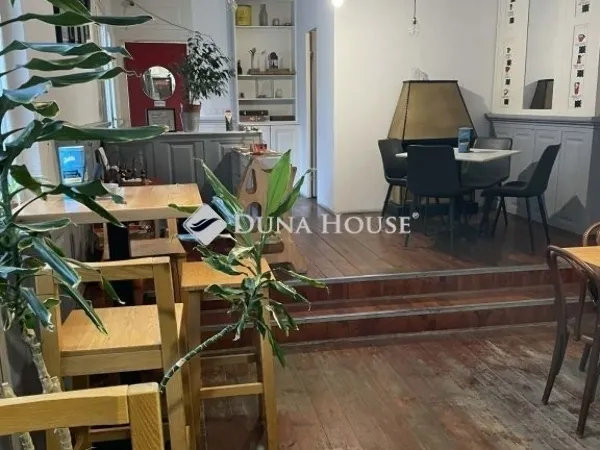 Eladó ház Pécs 200 nm