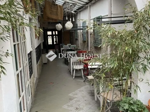 Eladó ház Pécs 200 nm