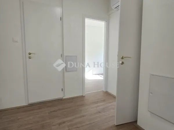 Eladó lakás Pécs, Kertváros 39 nm