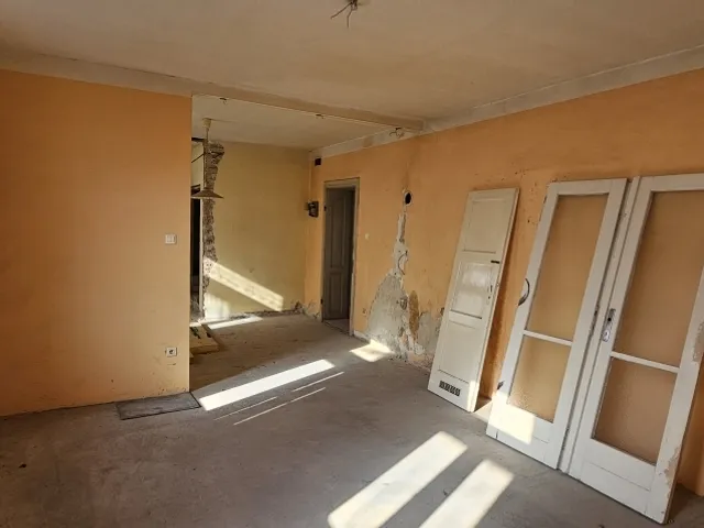 Eladó lakás Pécs, Ledina 119 nm