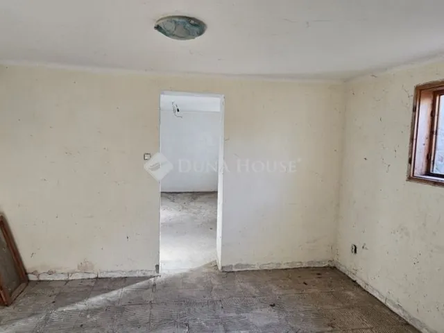 Eladó lakás Pécs, Ledina 119 nm