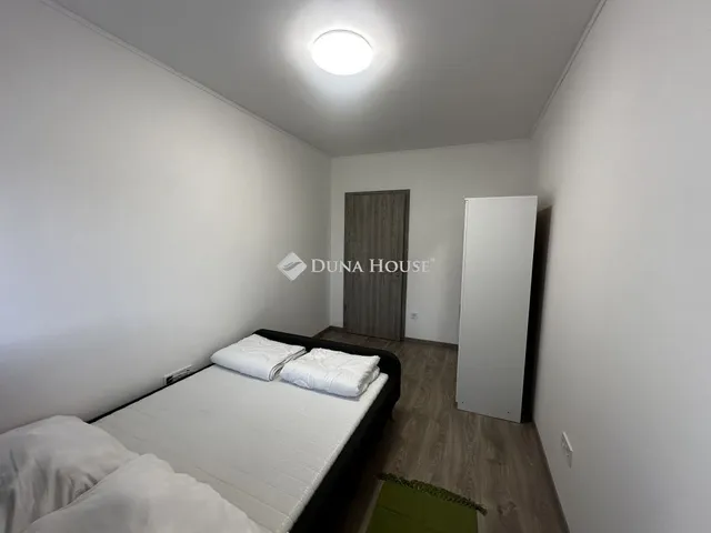 Eladó lakás Pécs, Mecsekoldal 80 nm