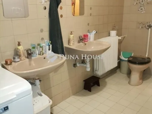 Eladó lakás Pécs, Belváros 79 nm