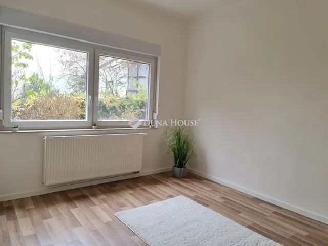 Eladó lakás Pécs, Mecsekoldal 73 nm