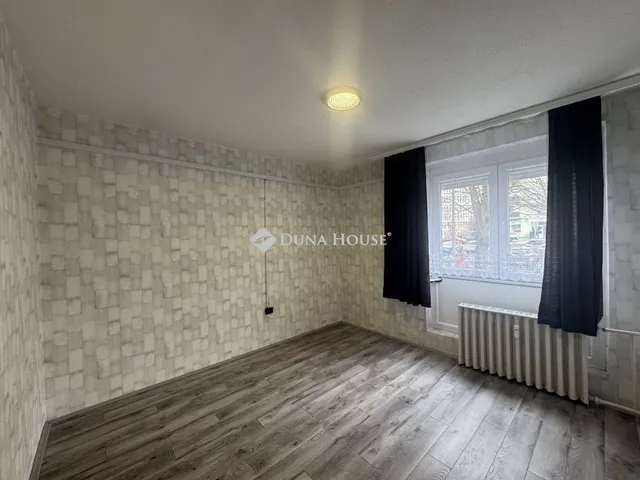 Eladó lakás Pécs, Kertváros 70 nm