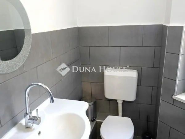 Eladó lakás Pécs, Belváros 120 nm