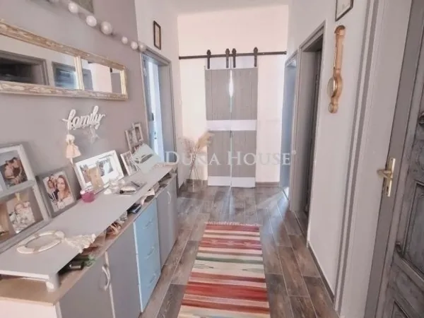 Eladó ház Pécs, Patacs 93 nm