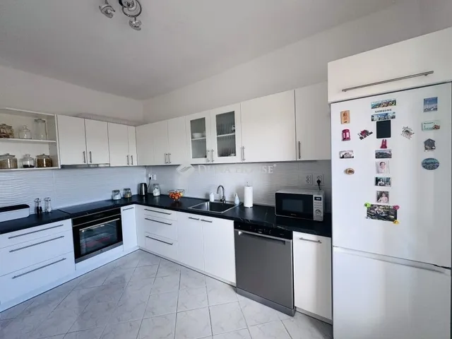 Eladó ház Pécs, Mecsekoldal 151 nm