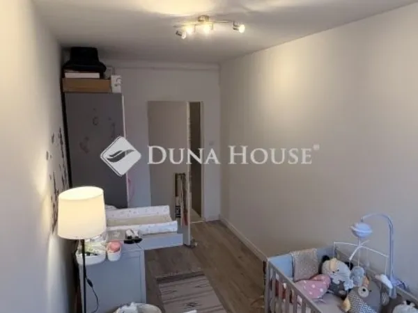 Eladó lakás Pécs, Egyetemváros 64 nm