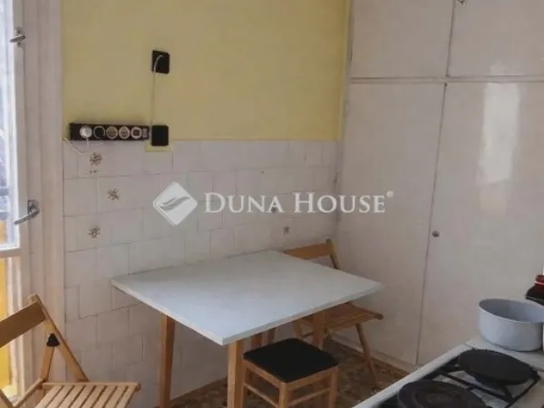 Eladó lakás Pécs, Kertváros 47 nm