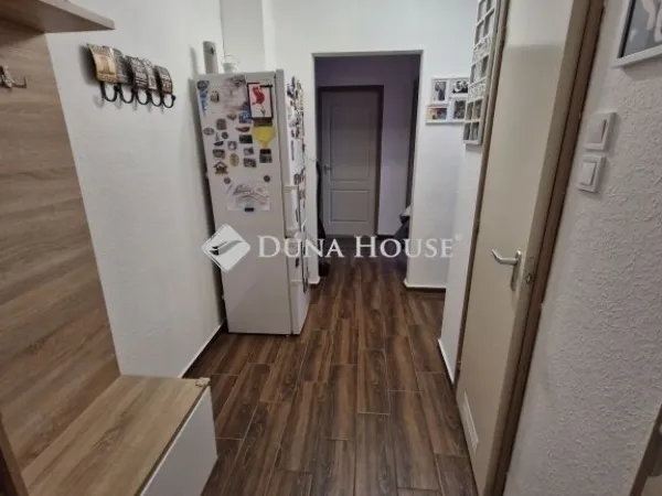 Eladó lakás Pécs, Kertváros 73 nm