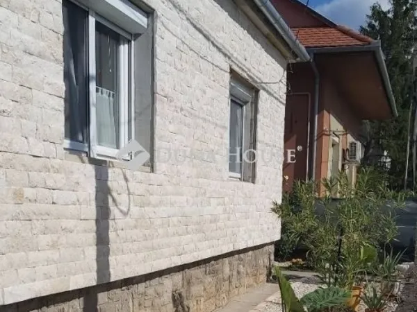 Eladó ház Pécs, Patacs 93 nm