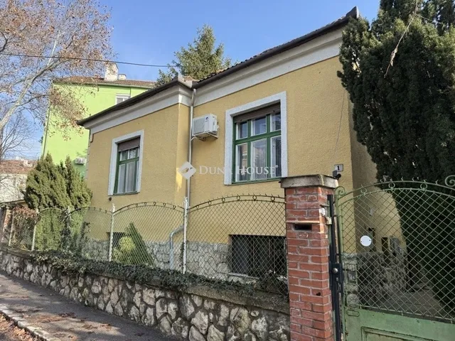 Eladó ház Pécs, Belváros 120 nm